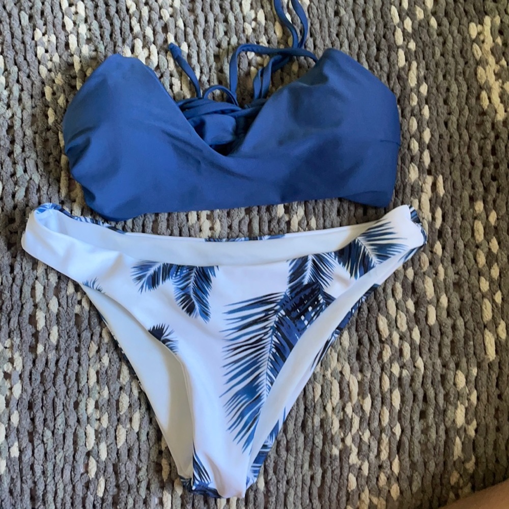 Swim suit